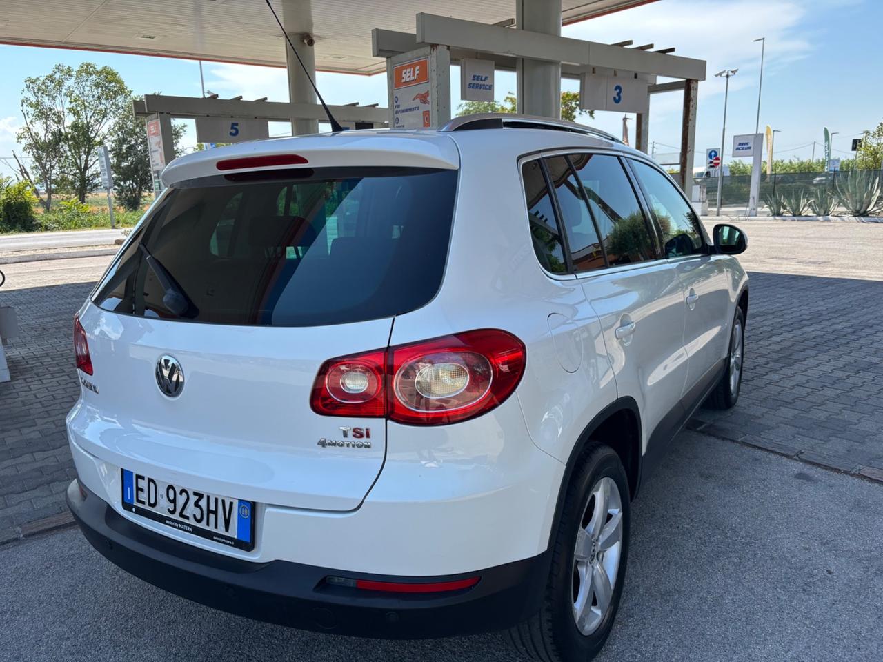 Volkswagen Tiguan 1.4 TSI 4MOTION Sport & Style