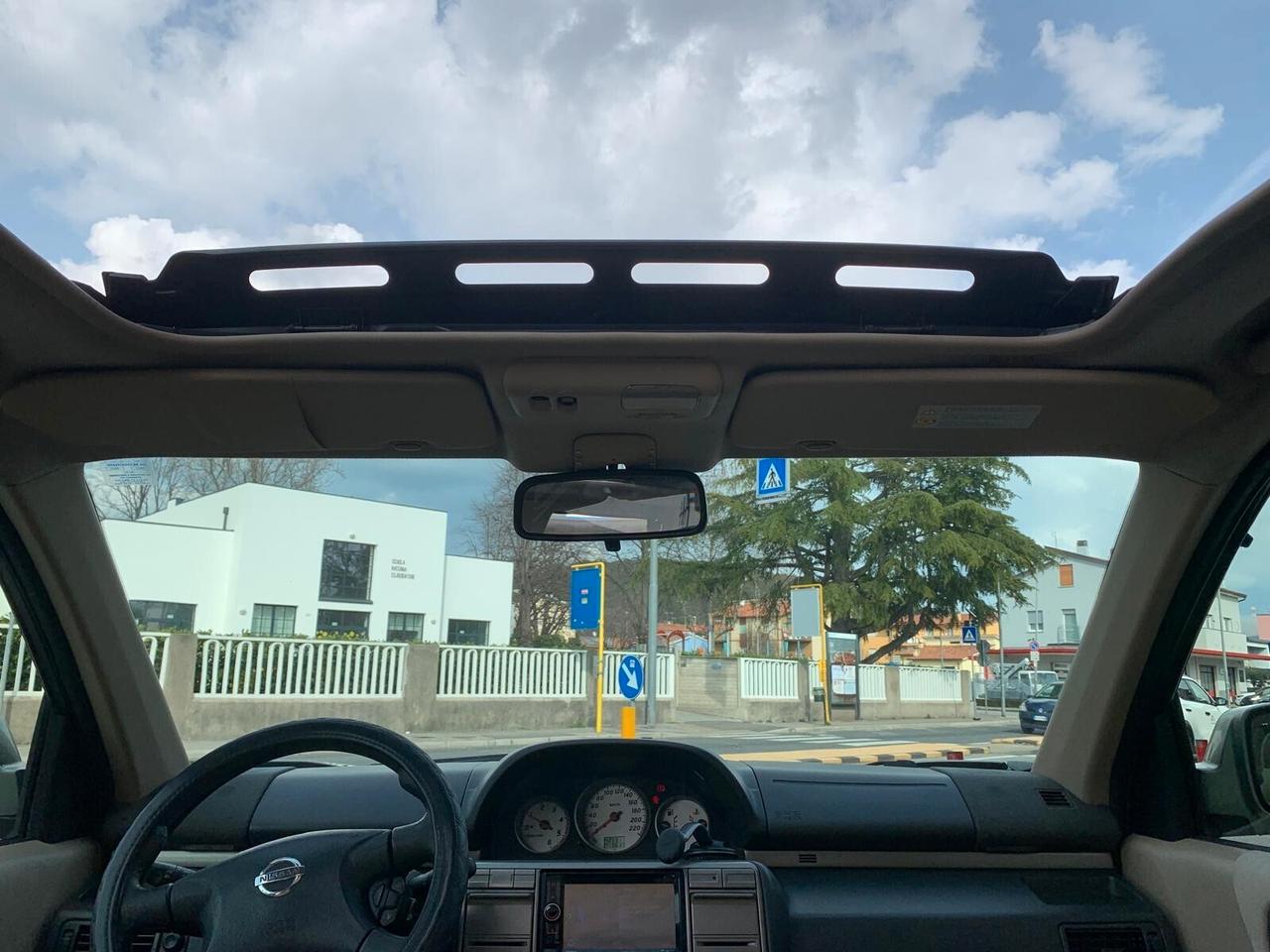 Nissan X-Trail 2.2 TD 4x4 Pelle Tetto Neopat.