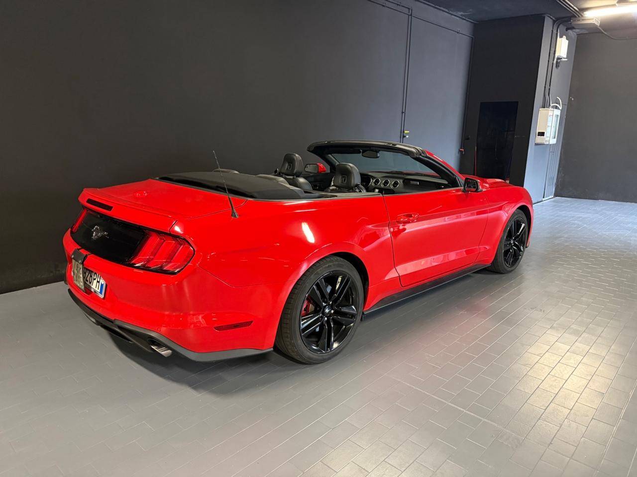 Ford Mustang Cabrio 2.3 NO SUPERBOLLO