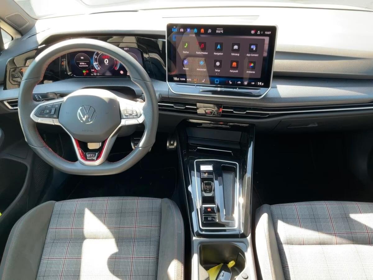 Volkswagen Golf 8.5 GTI 2.0 TSI DSG