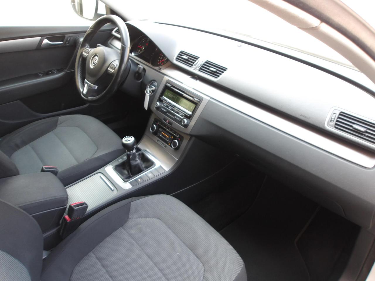 VOLKSWAGEN PASSAT VARIANT 2.0 tdi 140cv Comfortline