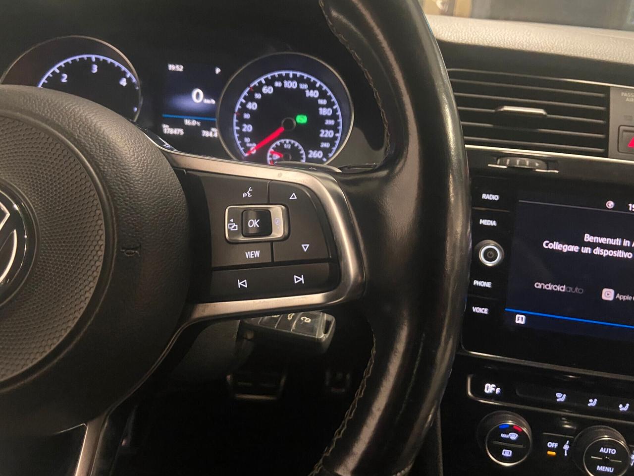 Volkswagen Golf 7.5 TDI 115 CV DSG RLINE PACK