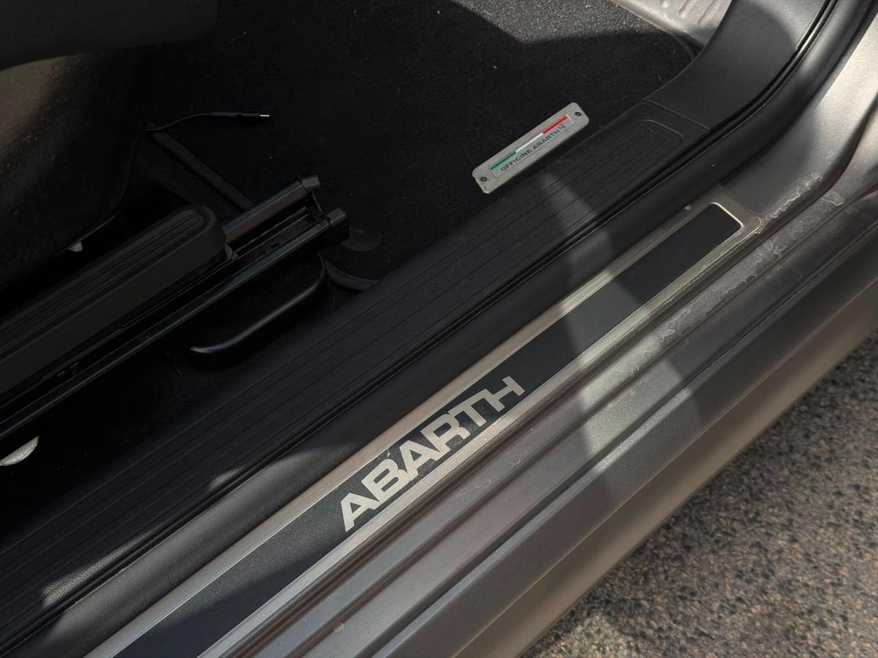 Abarth 595 C 1.4 Turbo T-Jet 180 CV Competizione
