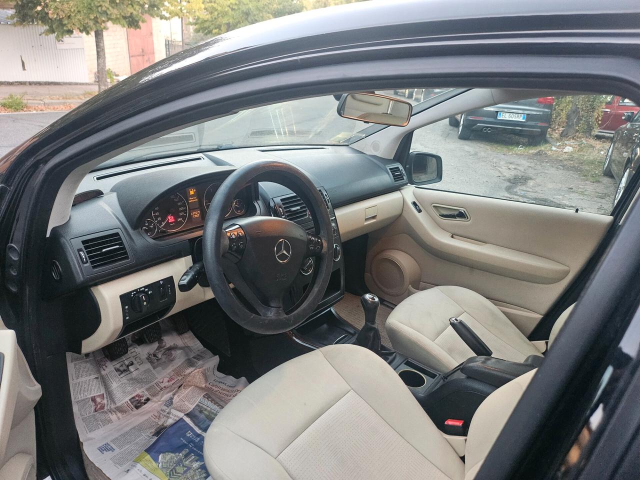 Mercedes-benz A 160 180 CDI Elegance 2010