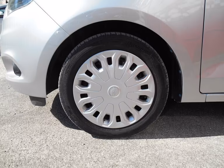 Ford Ka 1.2 5 PORTE BENZINA X NEOPATENTATI