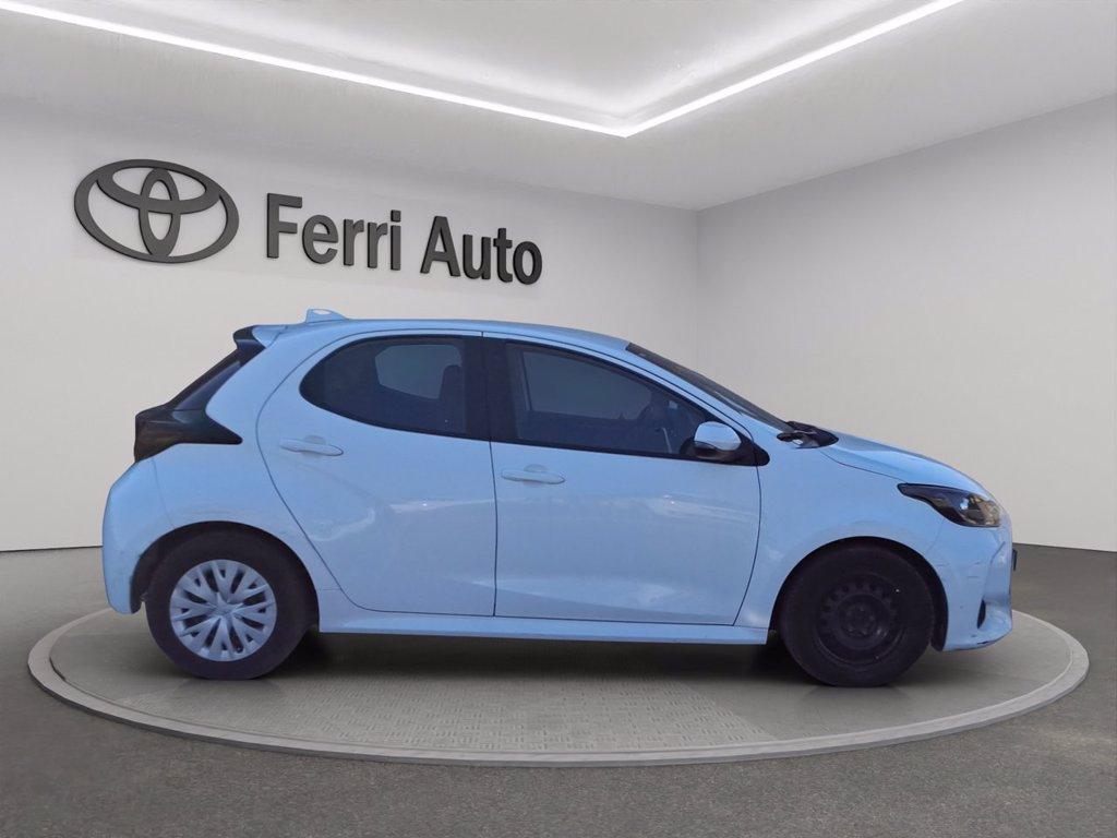 TOYOTA Yaris 1.0 active del 2023