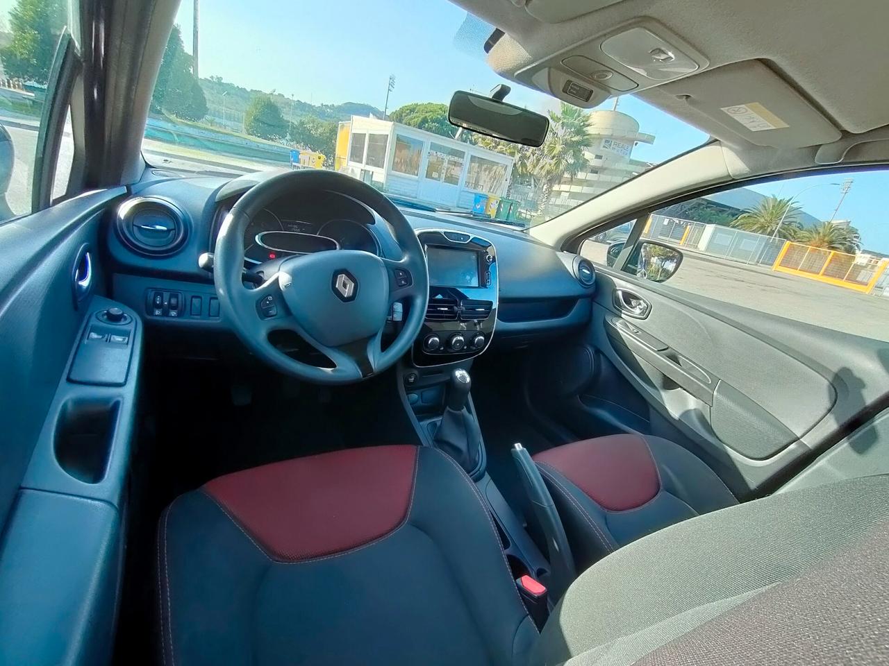 Renault Clio 1.5 dCi 8V 75CV 5 porte Costume National