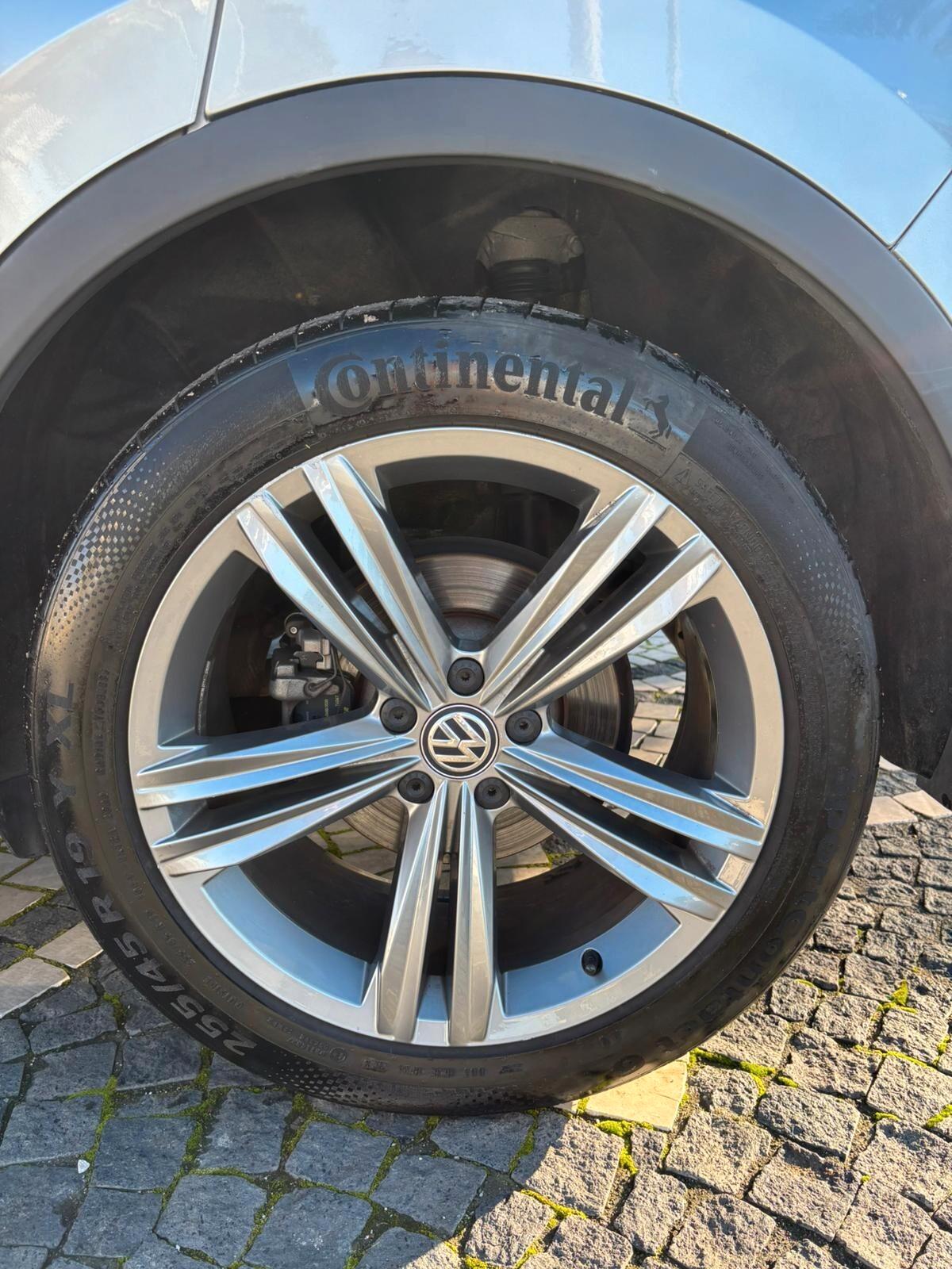 Volkswagen Tiguan 2.0TDI DSG 150CV Advanced R-Line