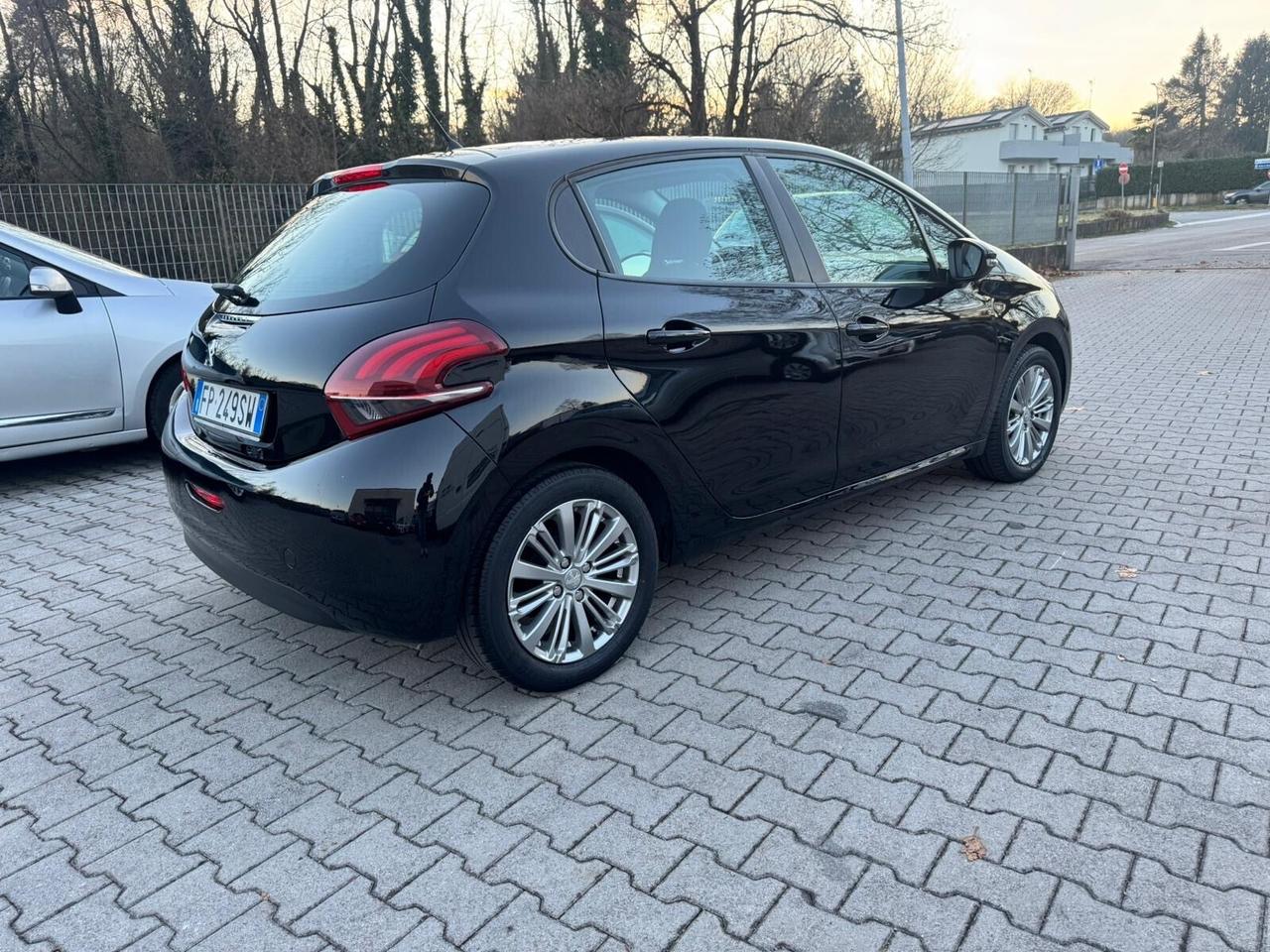 Peugeot 208 PureTech 68 5 porte Active