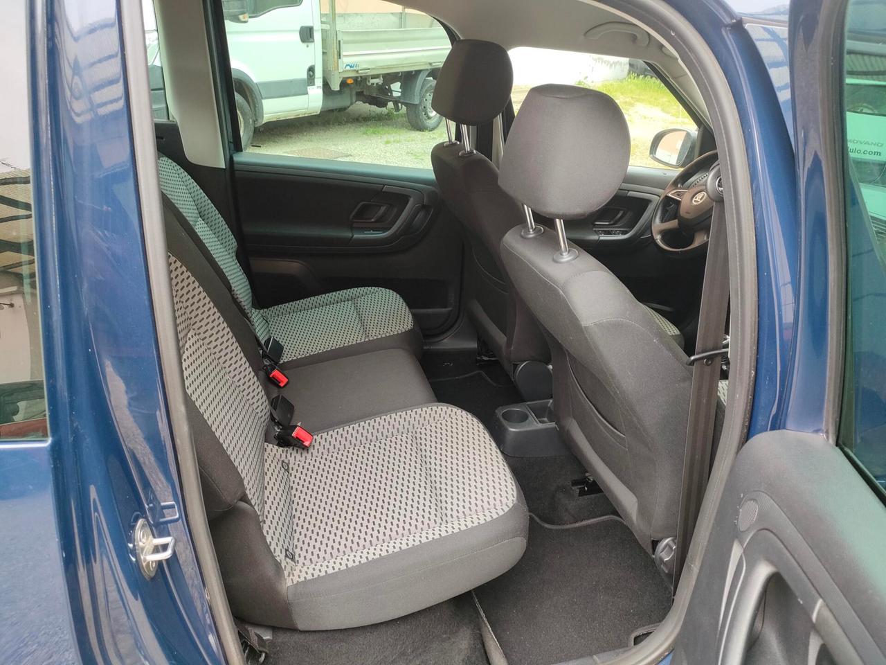 Skoda Roomster 1.2 TSI 86CV Easy