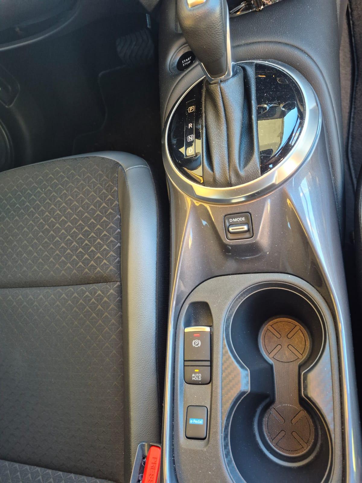 Nissan Juke 1.6 HEV N-Connecta *SOLO 19.000KM*