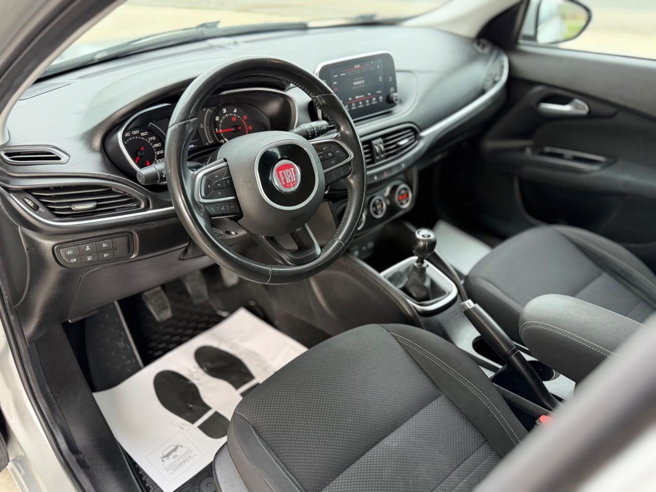 Fiat Tipo 1.6 Mjt S&S SW Lounge S-Design