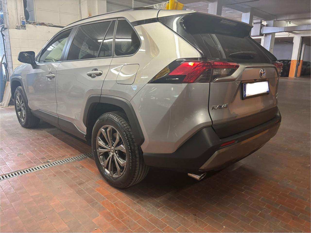 Toyota RAV 4 RAV4 2.5 HV (222CV) E-CVT AWD-i Adventure