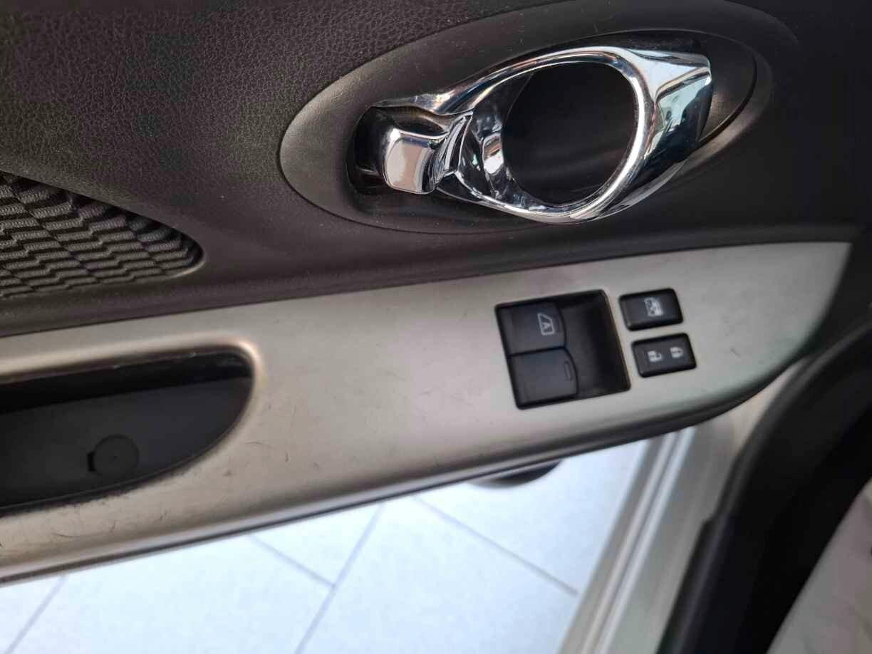 Nissan Micra 1.2 12V 5 porte Acenta