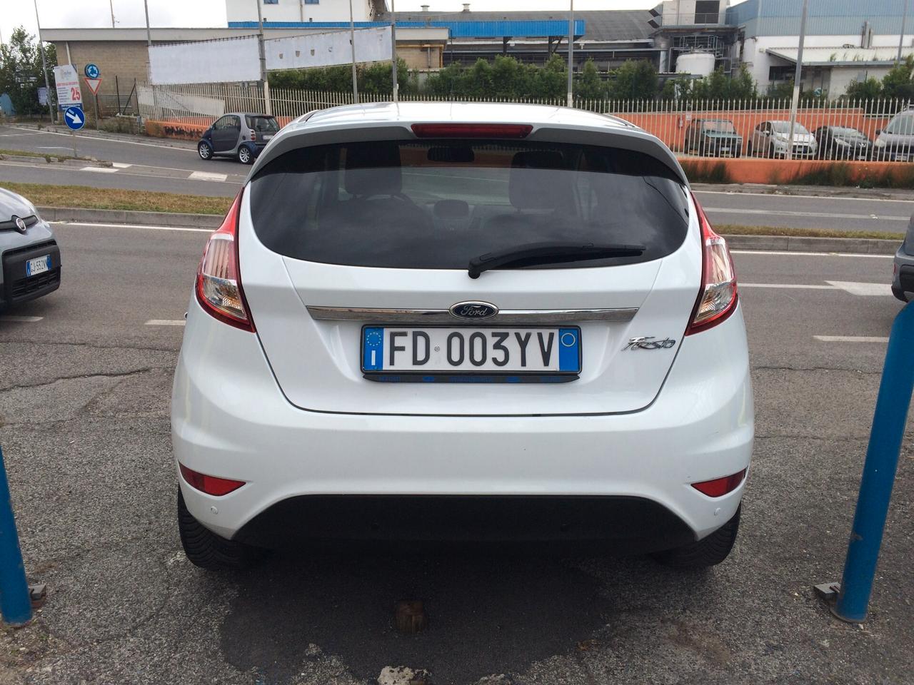 2016 Ford Fiesta 1.4 5p. Bz.- GPL Titanium tagliandata piu bombola gpl revisionata da noi !