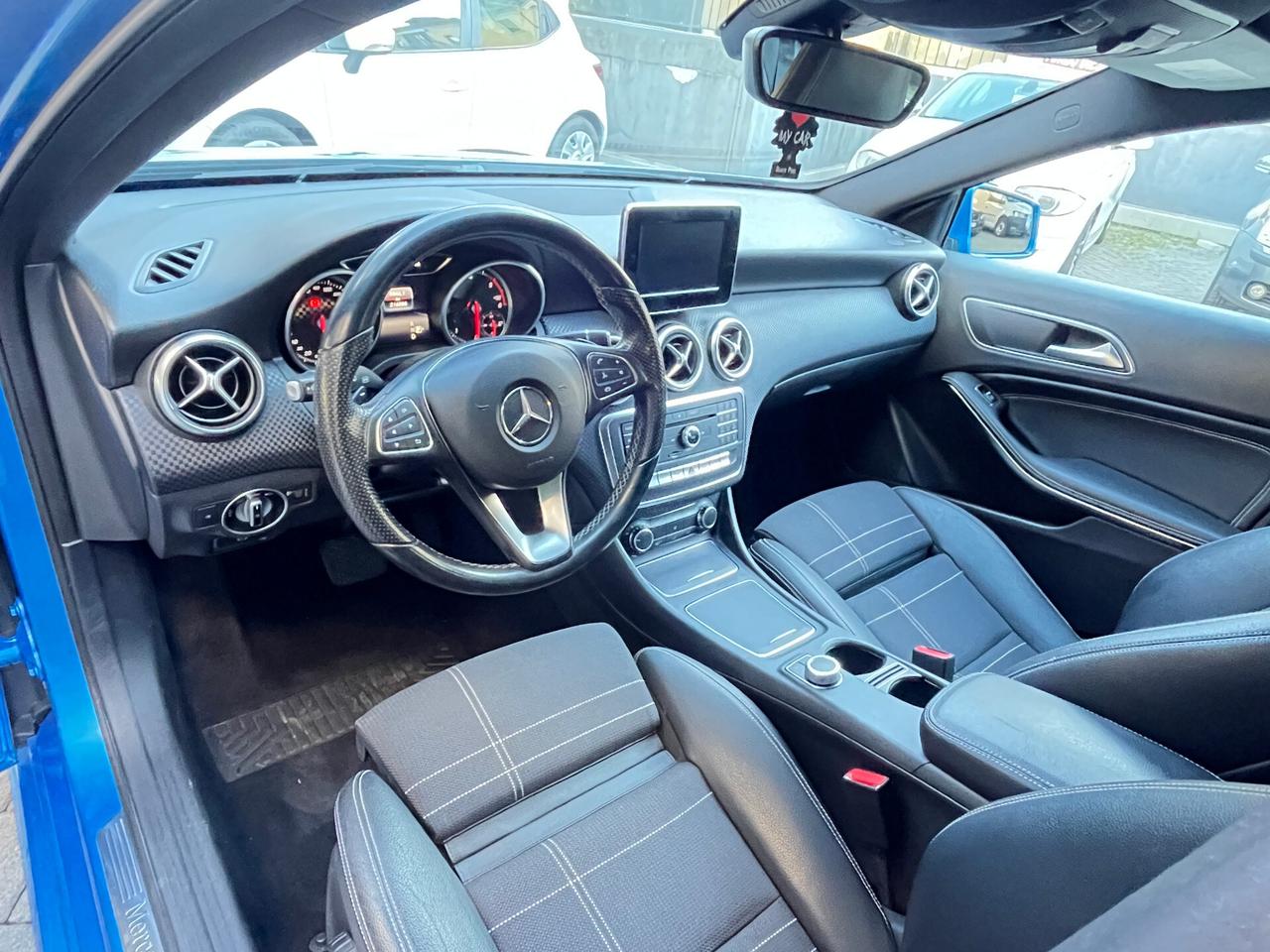 MERCEDES-BENZ A 180 D - AUTOMATIC PREMIUM - CAMBIO AUTOMATICO - ANCHE PER NEOPATENTATI - EURO 6 B