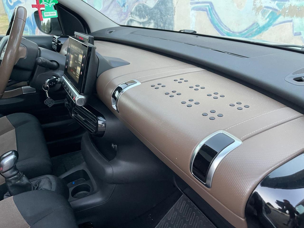 Citroen C4 Cactus 1.6 Blue HDi 100 Shine #12127