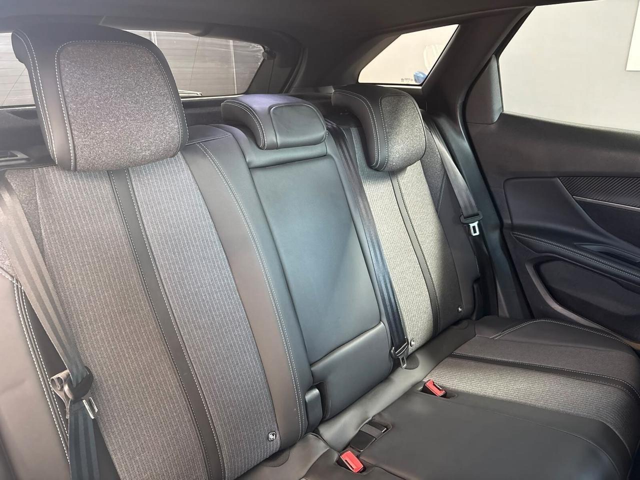 Peugeot 3008 PureTech Turbo 130 S&S Allure Pack