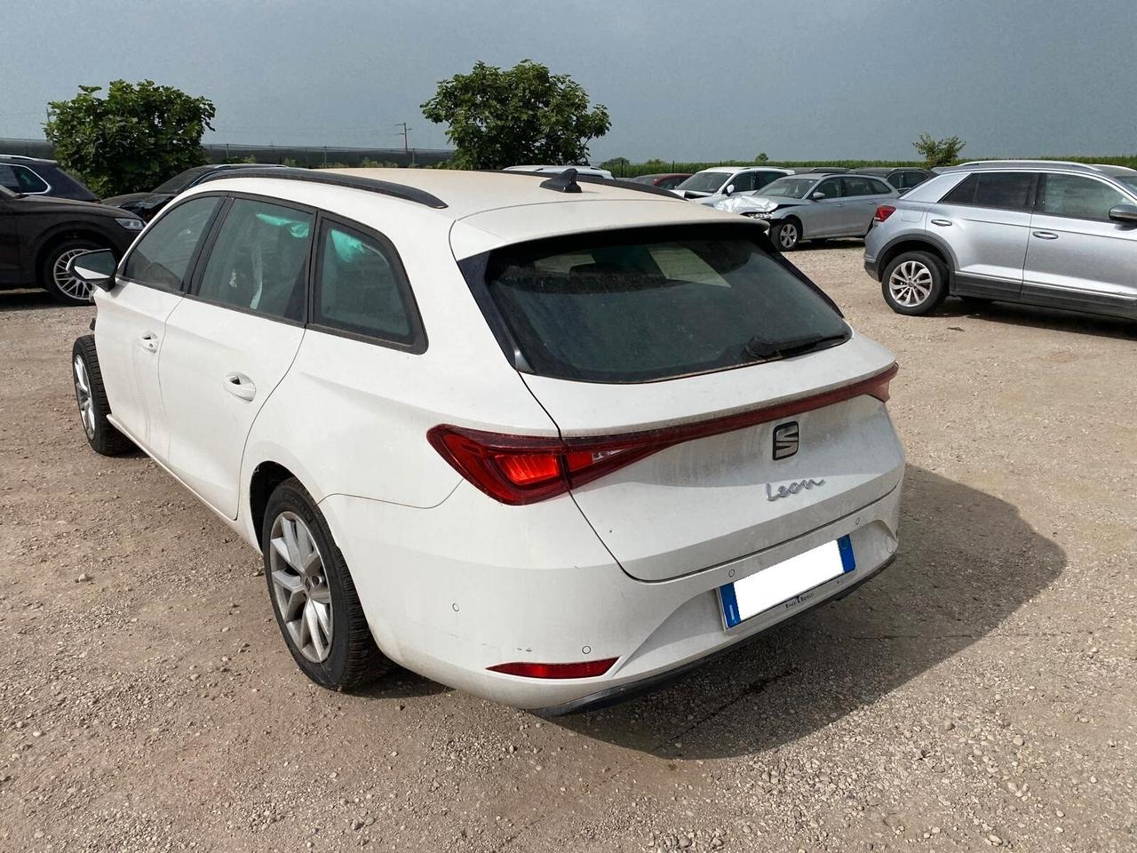 SEAT Leon Sportstourer 2.0 tdi 115cv INCIDENTATA