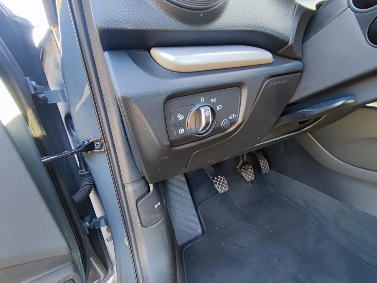 Audi A3 SPB 30 TFSI Business