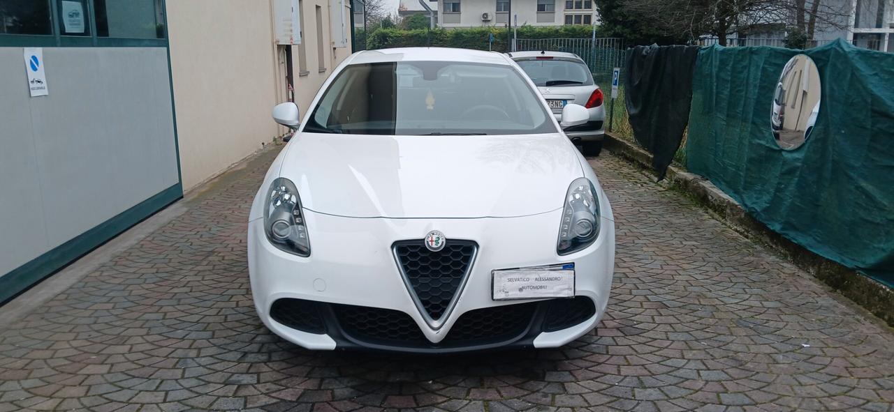 Alfa Romeo Giulietta 1.6 JTDm 120 CV neopatentati