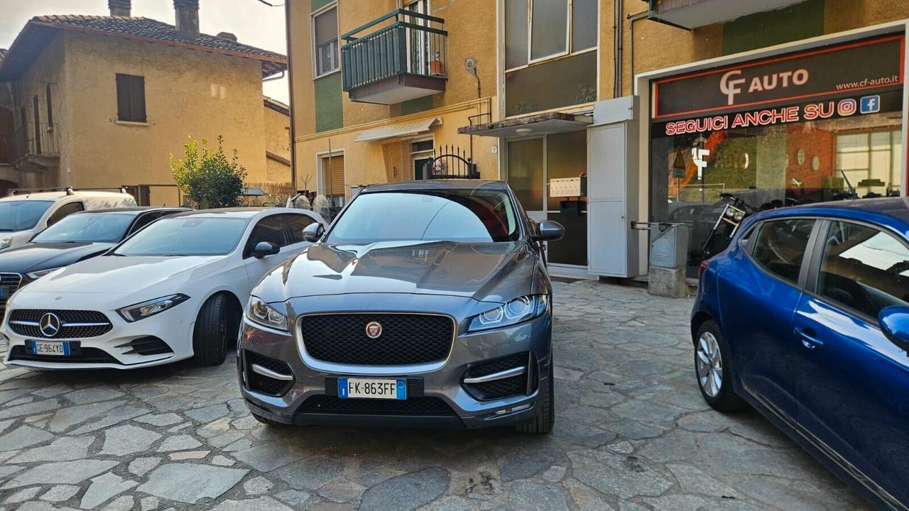 Jaguar F-Pace 2.0 D 180 CV AWD aut. R-Sport