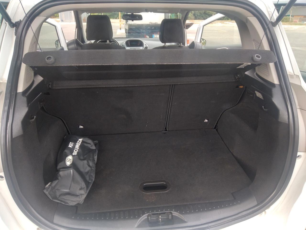 Ford B-Max 1.4 90 CV GPL Titanium x neopatentati