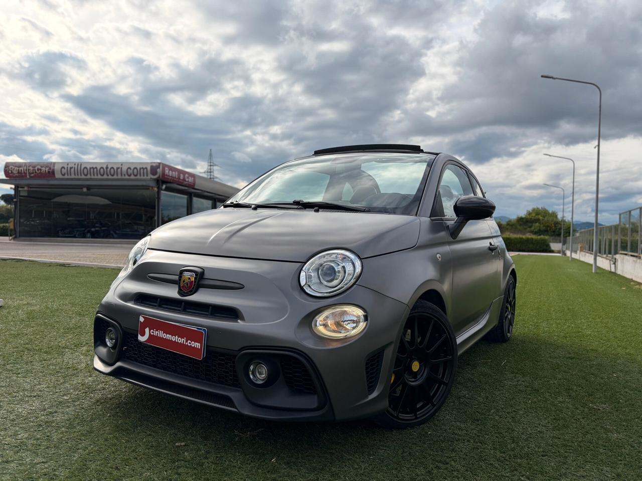 Abarth 595 C 1.4 Turbo T-Jet 180 CV Competizione 70 anniversario