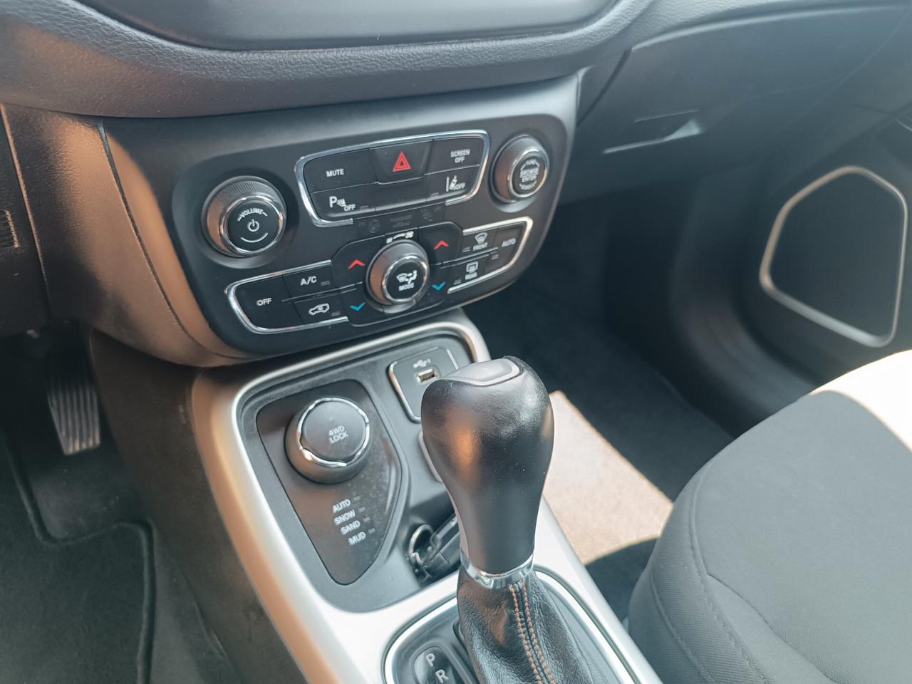 Jeep Compass 2.0 Multijet II aut. 4WD Longitude"accetto permuta"