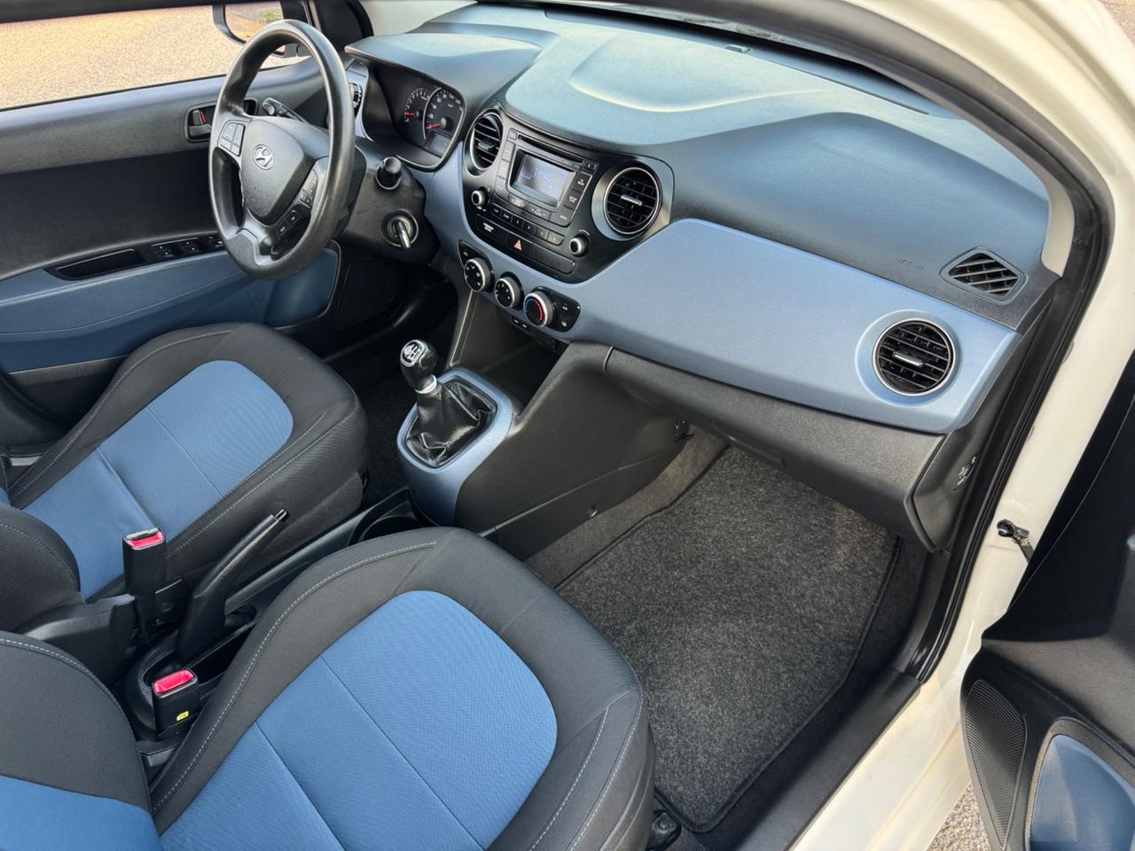 Hyundai i10 manutenzione completa idonea ai neopatentati