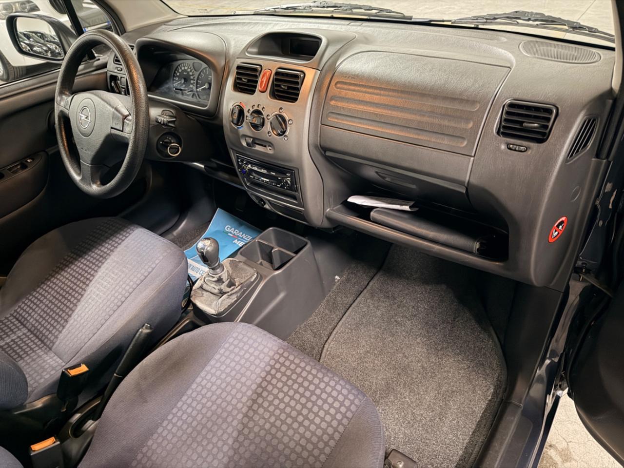 Opel Agila 1.2 16V Club