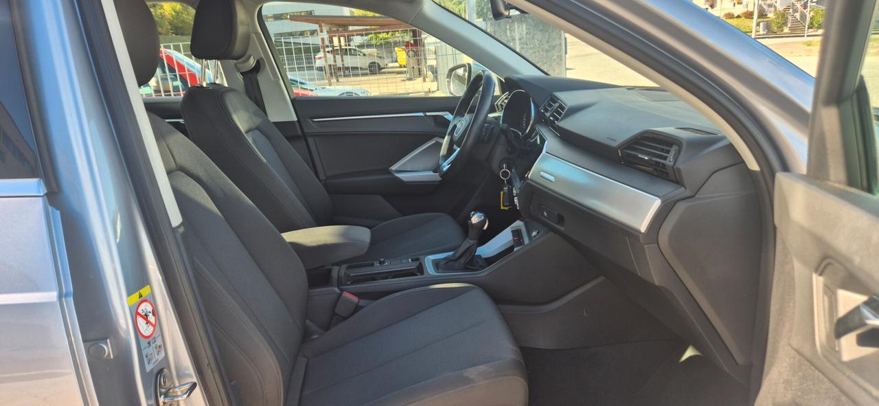 Audi Q3 35 TDI S tronic Business Advanced 150CV