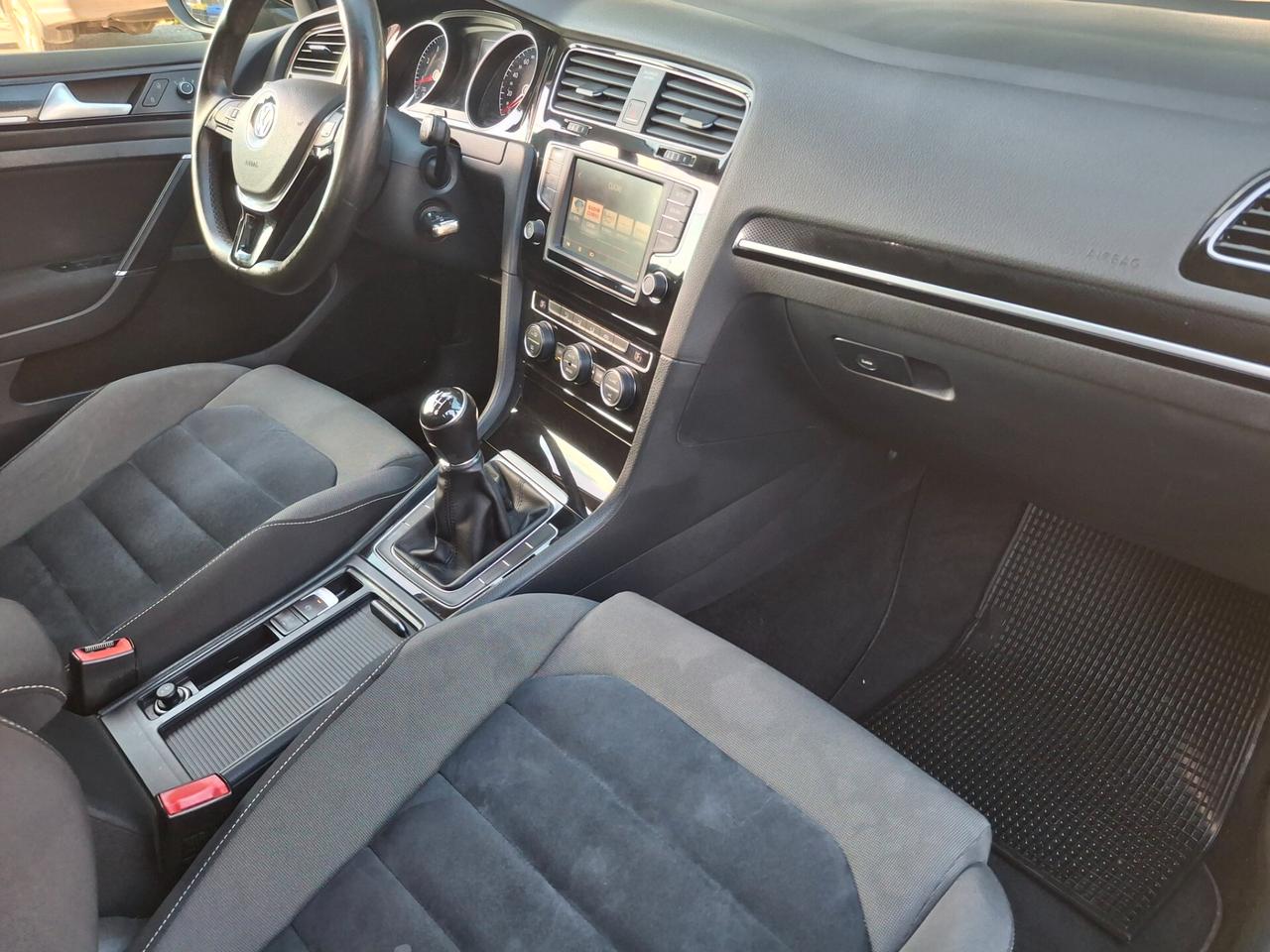 Volkswagen Golf 1.4 TGI Highline BlueMotion*EURO6*