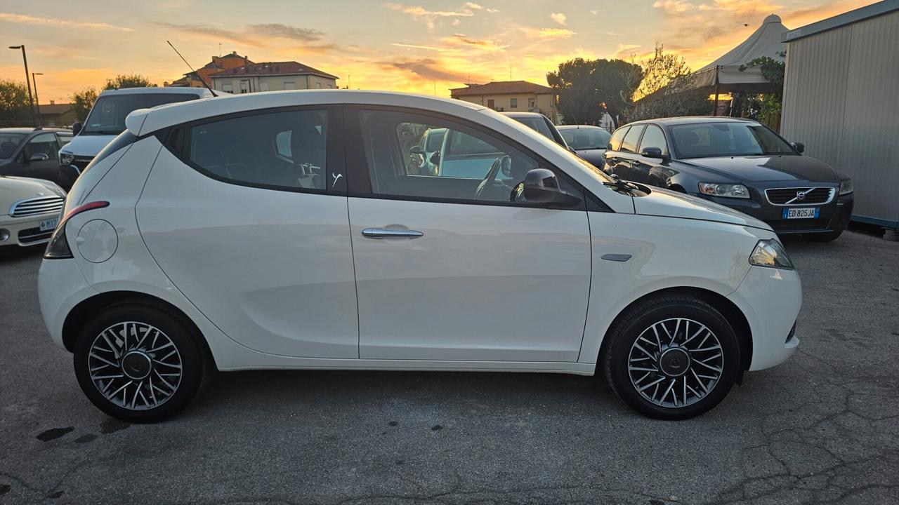 Lancia Ypsilon 1.3 MJT 16V 95 CV 5 porte S&S Gold