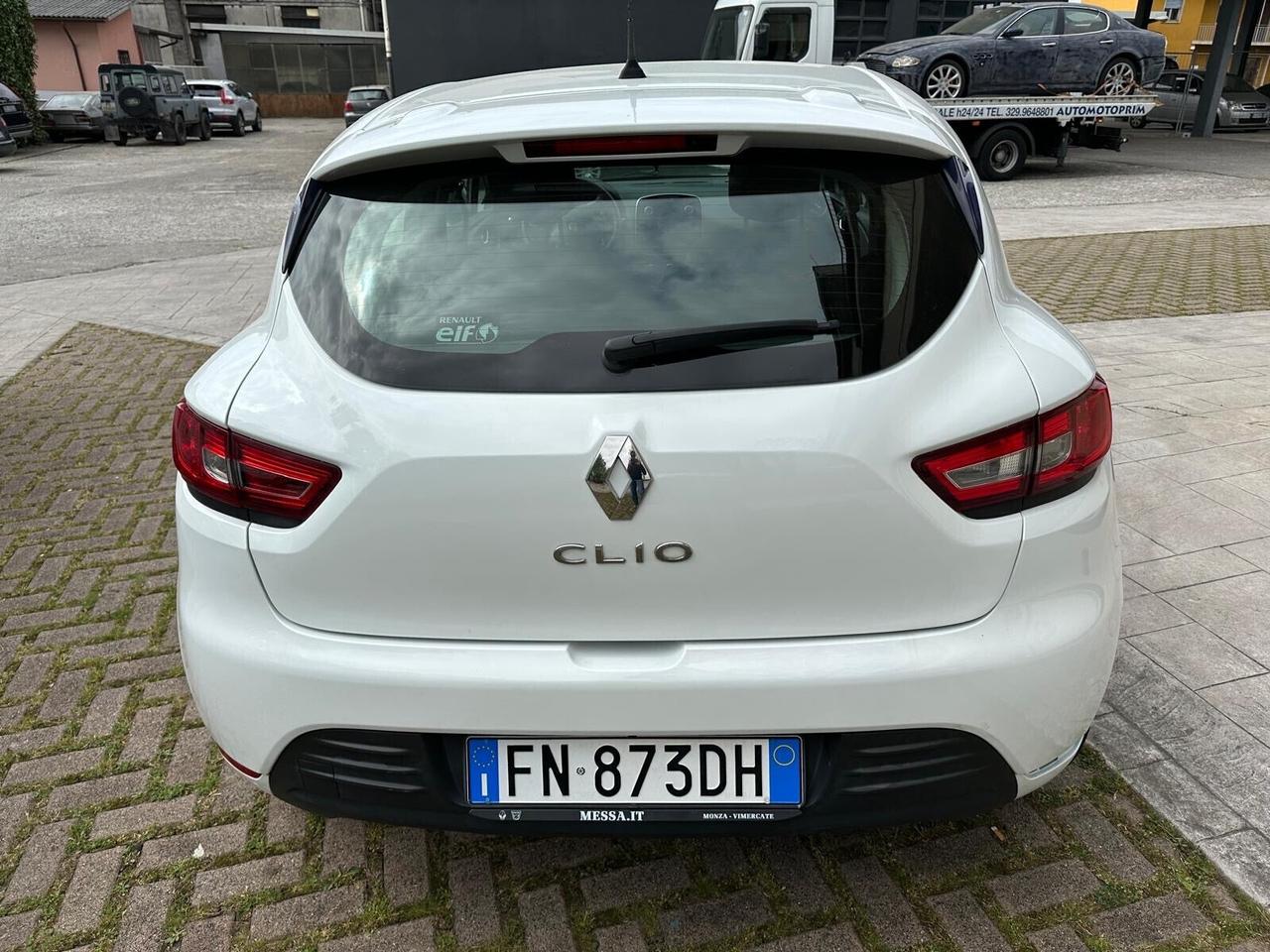 Renault Clio 1.2 75 CV 5 porte Duel