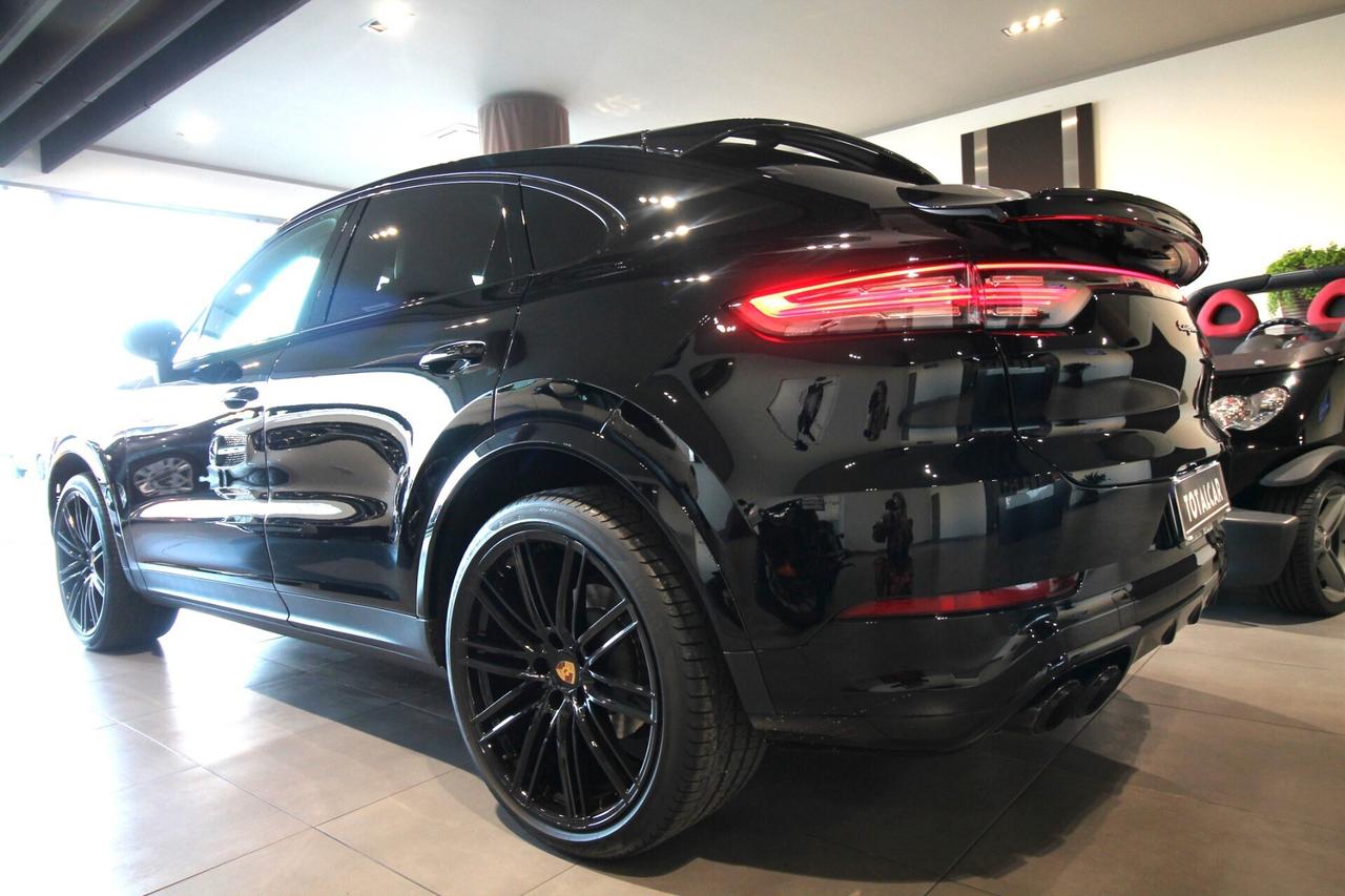 PORSCHE CAYENNE COUPÉ 3.0 V6