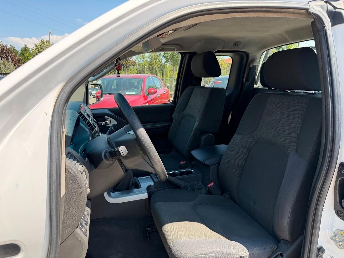 Nissan Navara 2.5 dCi 190CV 2 porte Cab 4X4