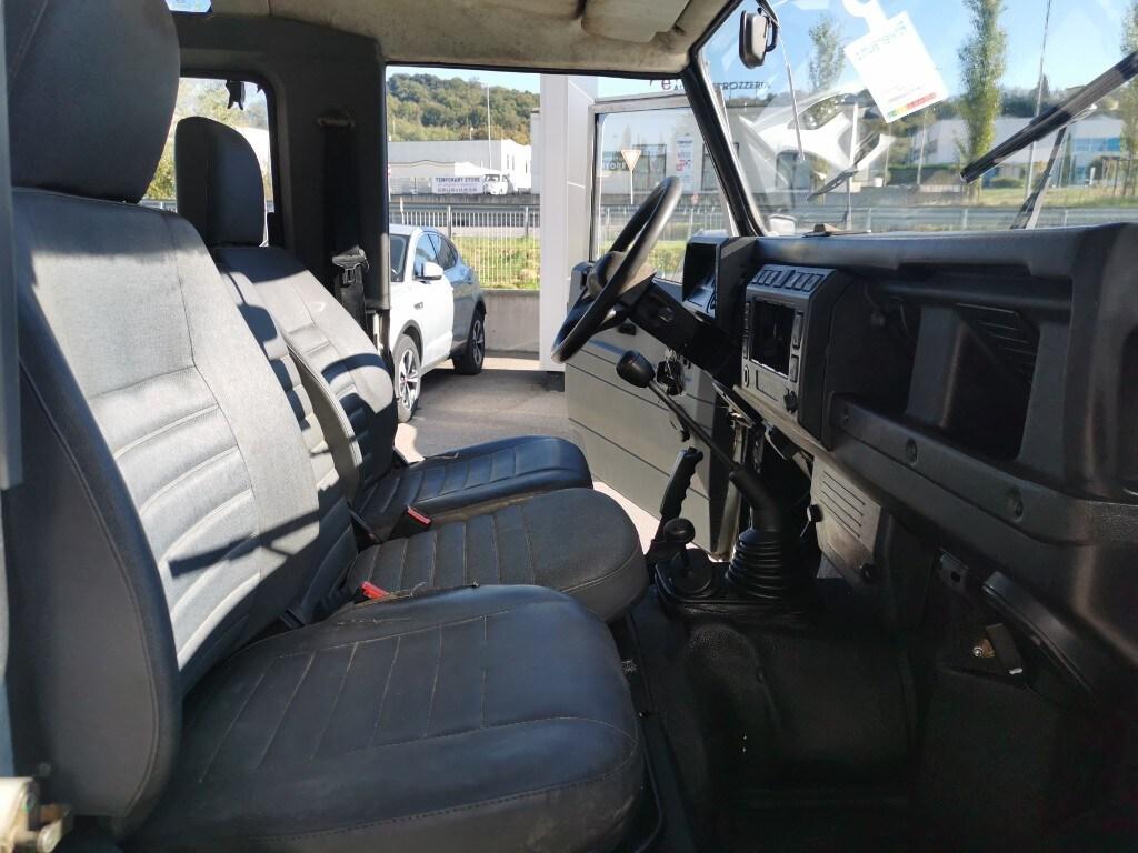 LAND ROVER Defender Defender 90 2.5 Td5 Station...
