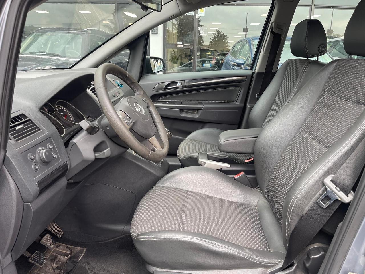 Opel Zafira 1.6 16V Twinport Cosmo