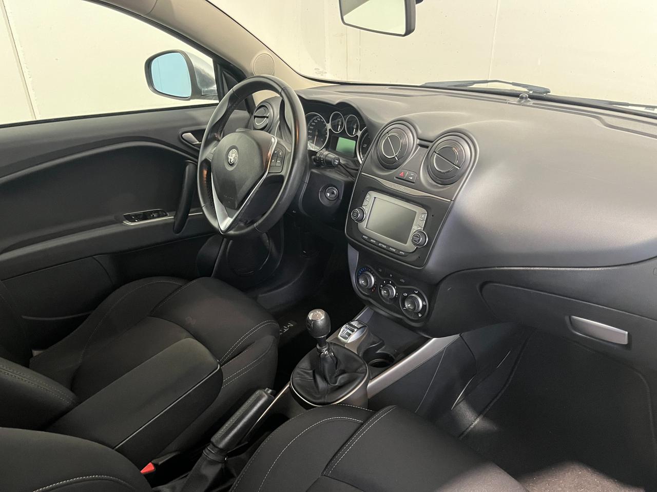ALFA ROMEO MITO 1.3 JTDM DISTINCTIVE