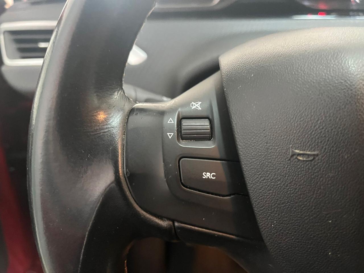 Peugeot 2008 1.6HDi - PERFETTA - 12\2016