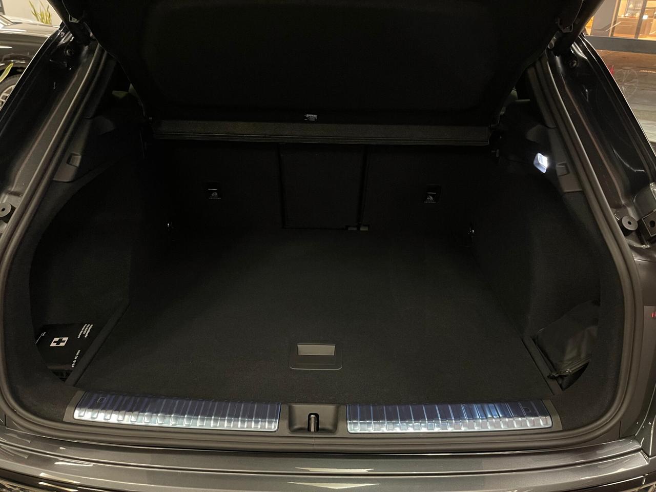 New Audi Q3 2.0TDI 150cvSline Tech plus