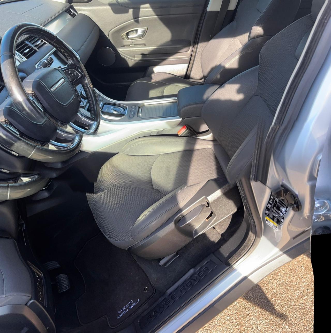 Land Rover Range Evoque 2.0 TD4 180 CV 5p. Autobiography