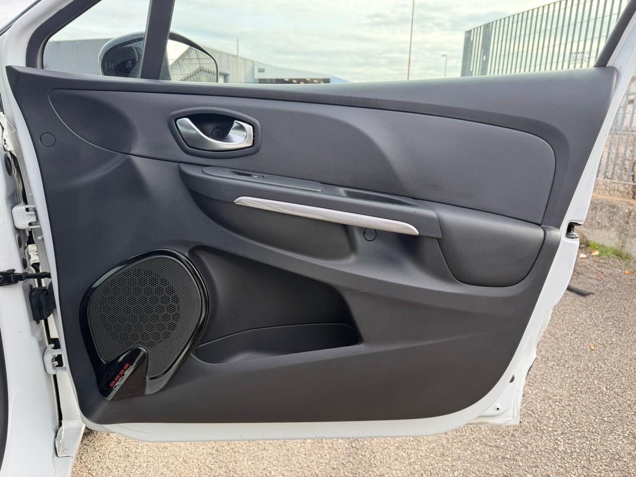 Renault Clio Sporter 1.5 dCi 8V 90CV Costume National