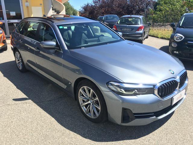 BMW 530 d 48V xDrive Touring Luxury *IVA deducibile*