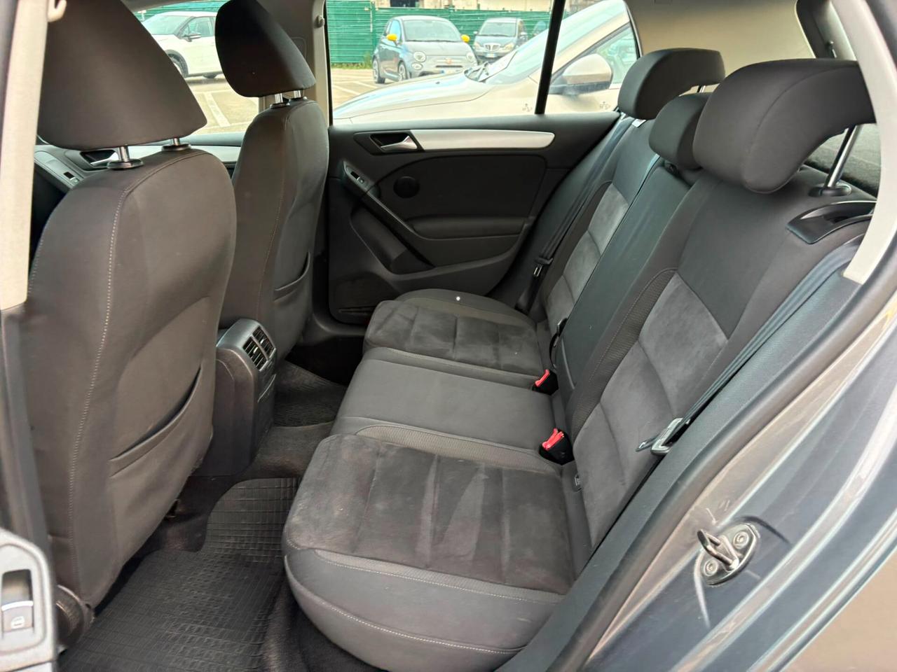Volkswagen Golf 1.6 TDI DPF 5p. Highline