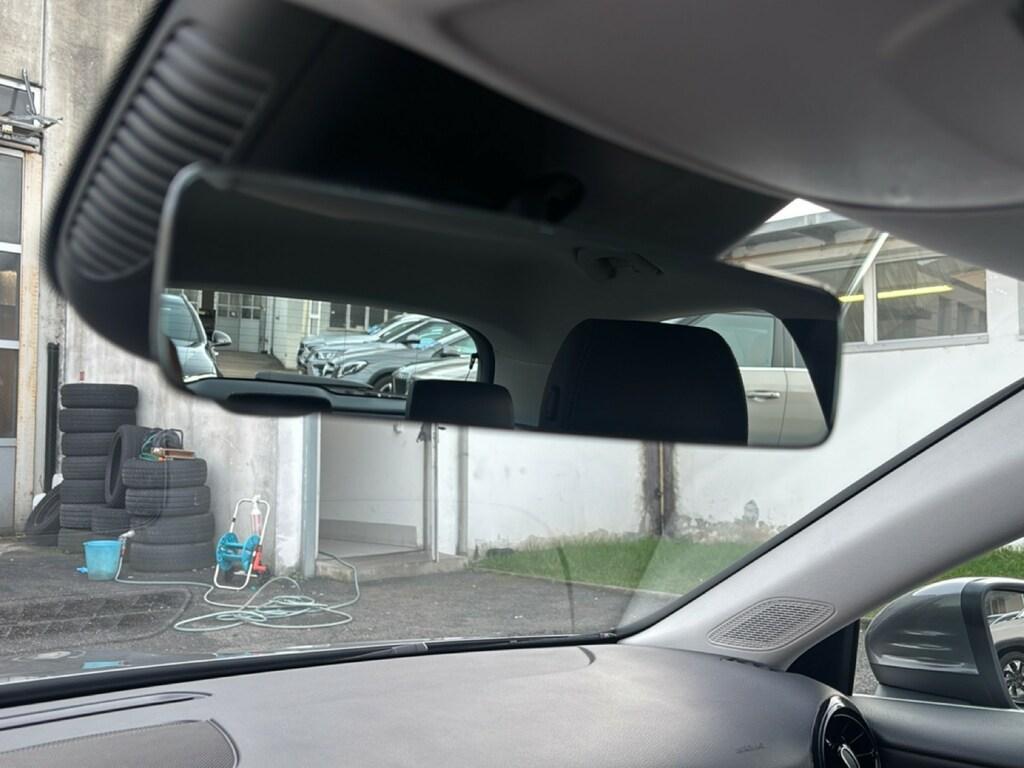 Mercedes Classe A 180 180 D Advanced 8G-DCT