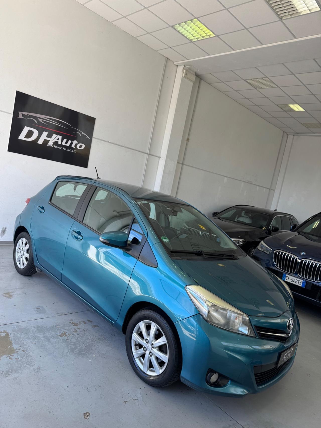 Toyota Yaris 1.3 5 porte Lounge