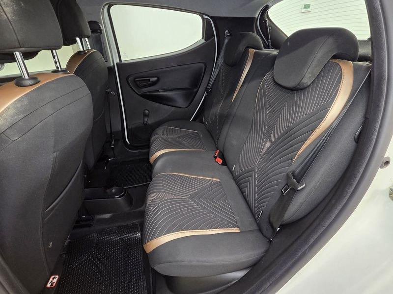 Lancia Ypsilon Ypsilon 1.0 firefly hybrid Alberta Ferretti s&s 70cv