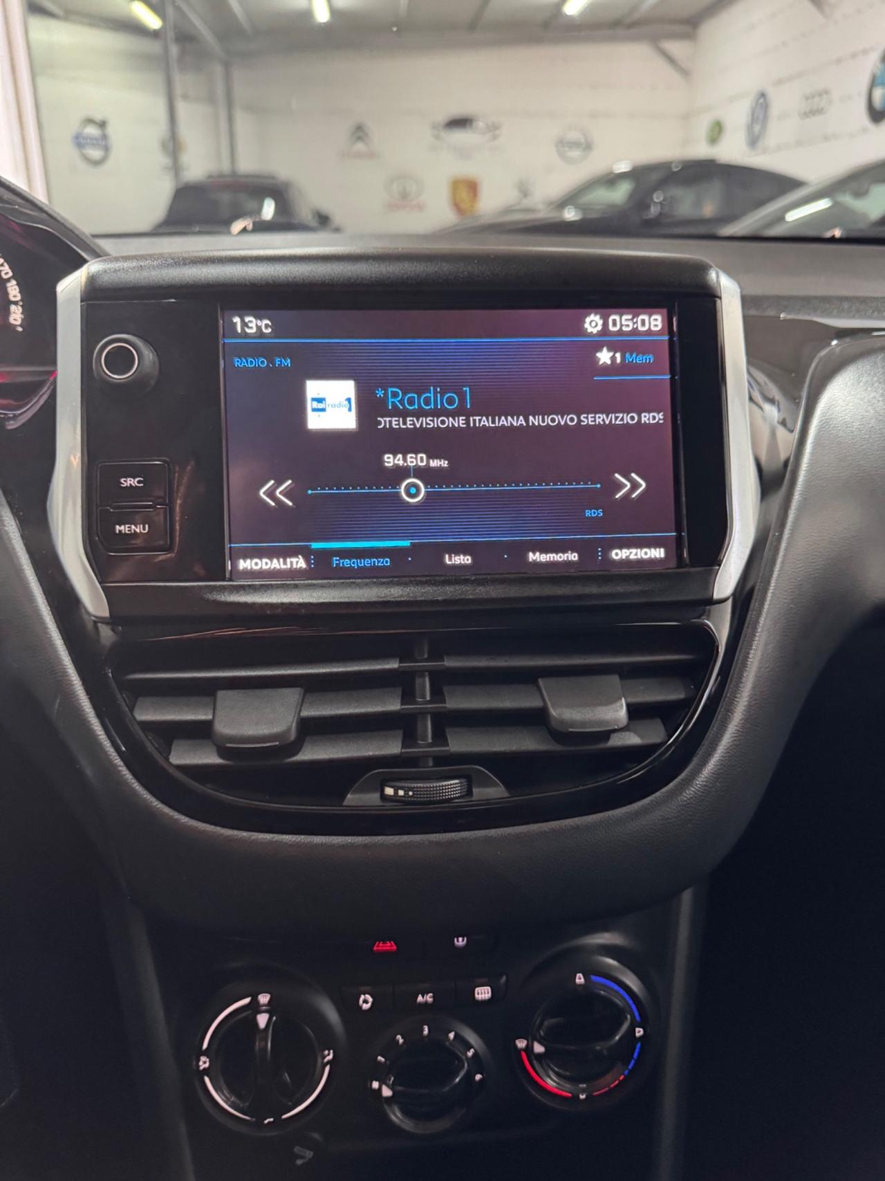 Peugeot 208 BlueHDi 75 5 porte Allure